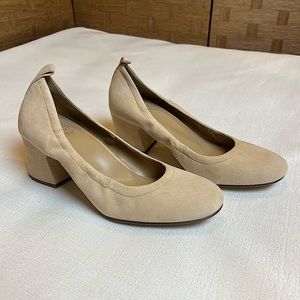 NATURALIZER Pump Heel in Nude, Size9W